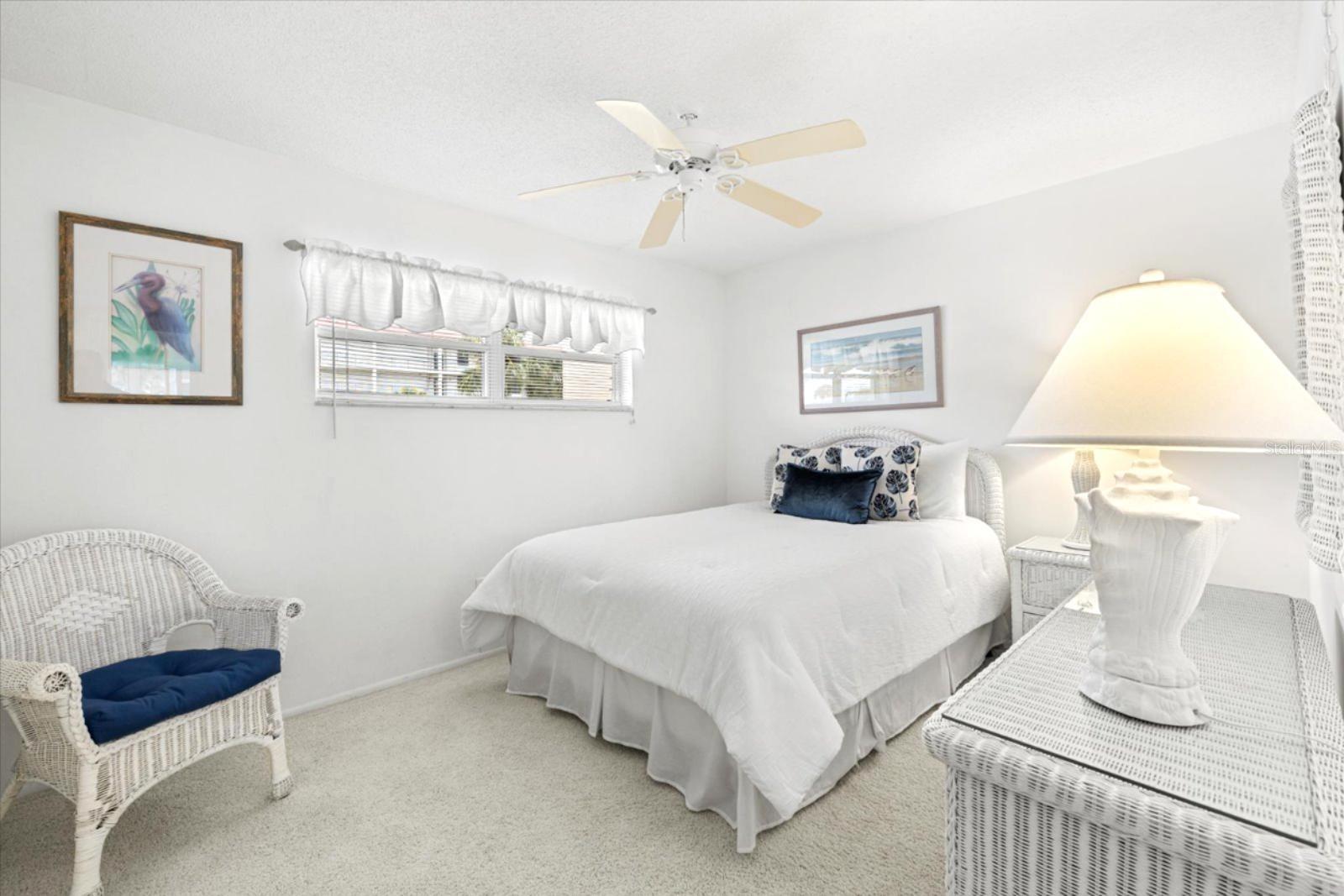 SIESTA HARBOR II - Residential