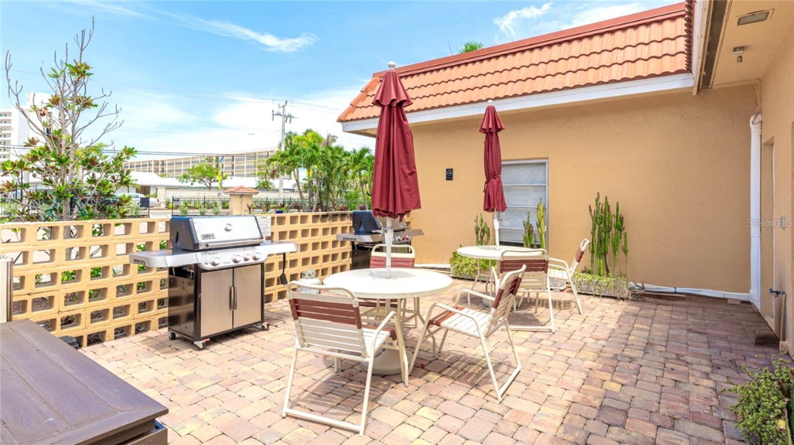 SIESTA HARBOR II - Residential