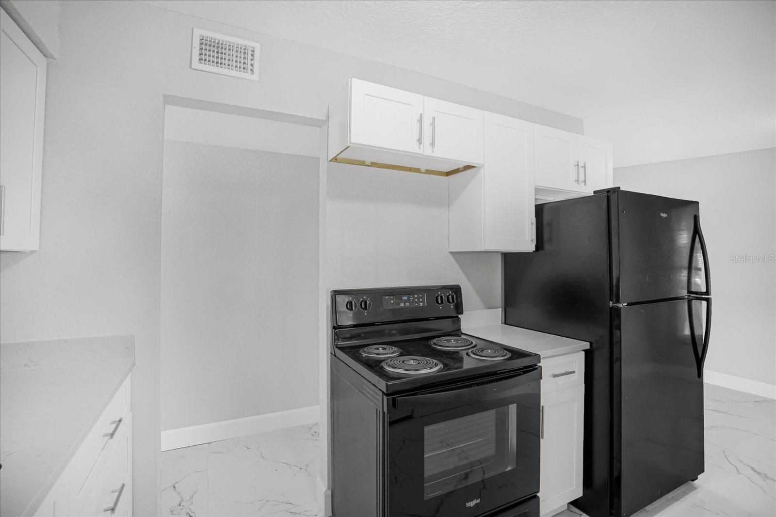 ACADEMY MANOR UNIT 01 - Residential