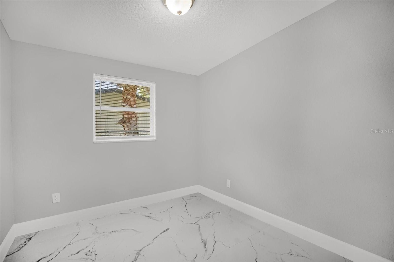 ACADEMY MANOR UNIT 01 - Residential