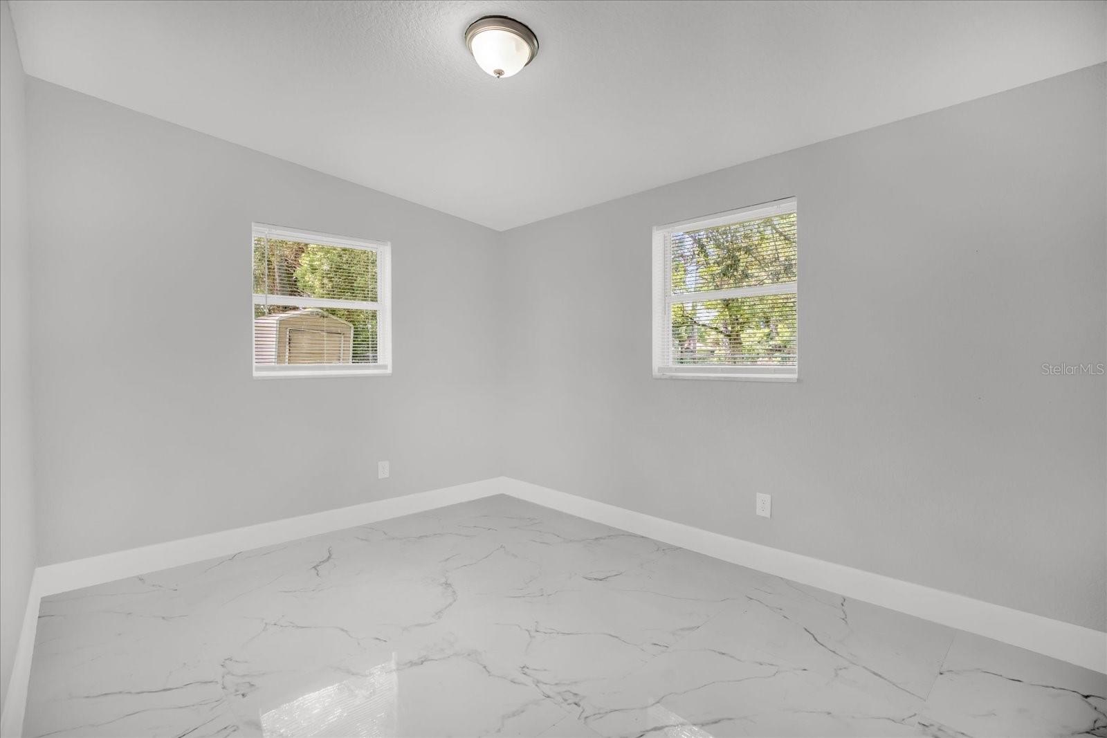 ACADEMY MANOR UNIT 01 - Residential