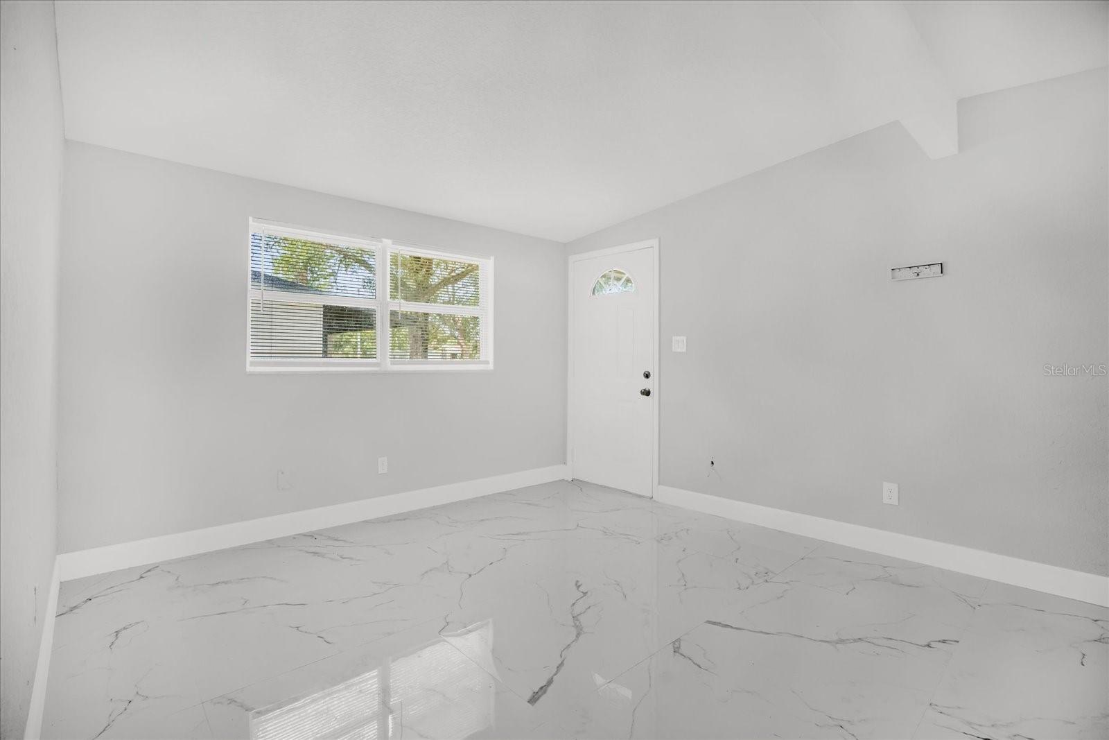 ACADEMY MANOR UNIT 01 - Residential