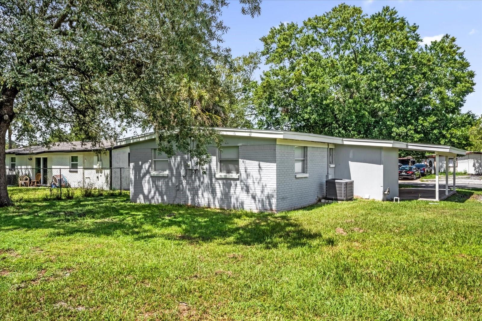 ACADEMY MANOR UNIT 01 - Residential