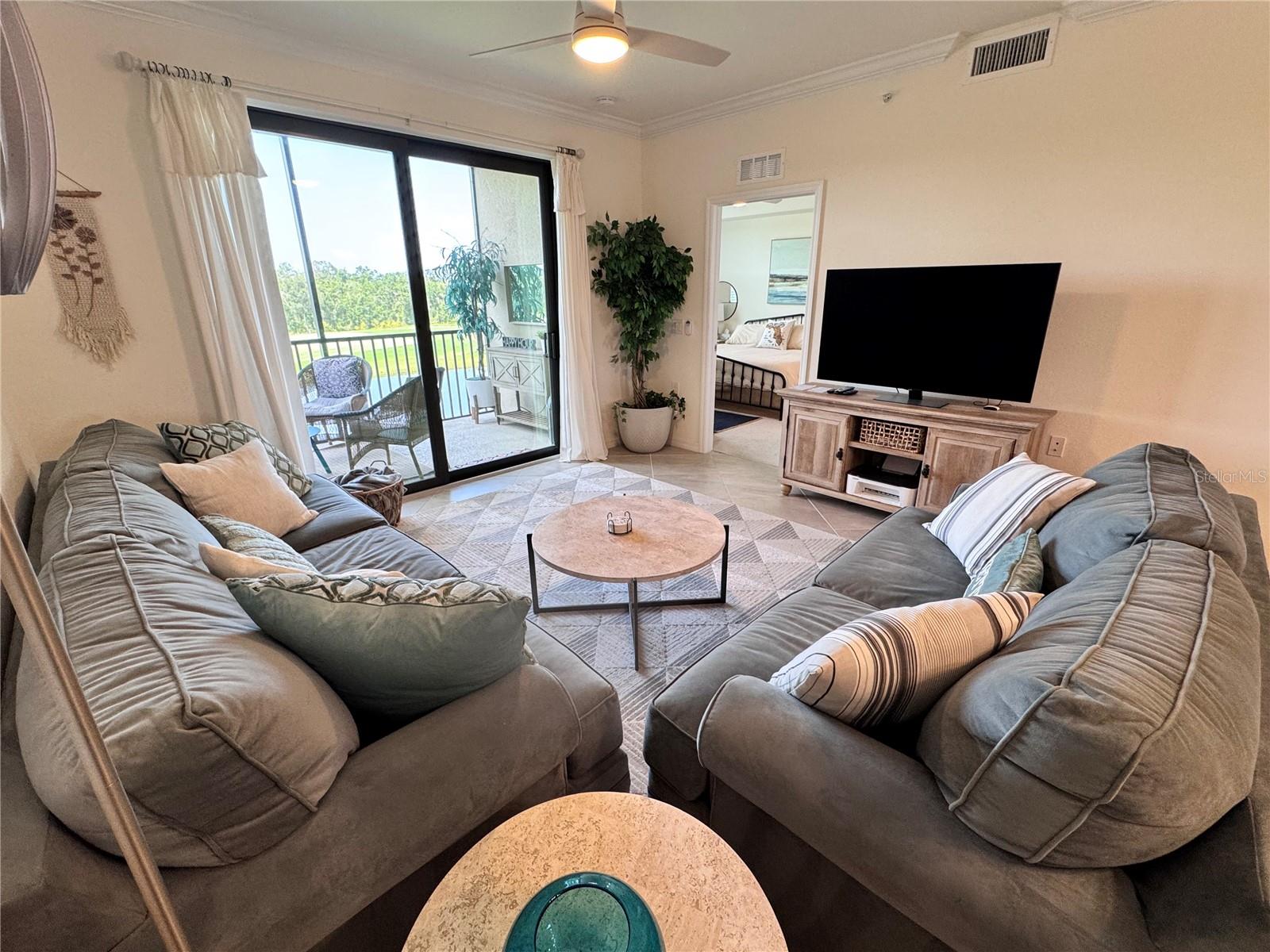 TERRACE VI AT LAKEWOOD NATIONAL PH I - Residential Lease