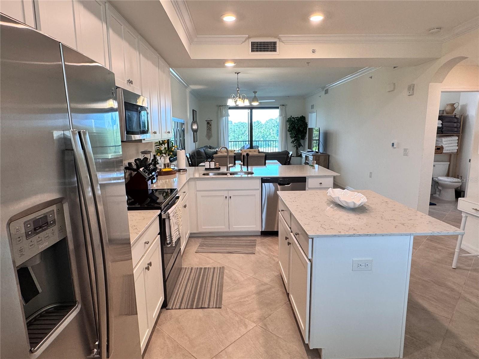 TERRACE VI AT LAKEWOOD NATIONAL PH I - Residential Lease