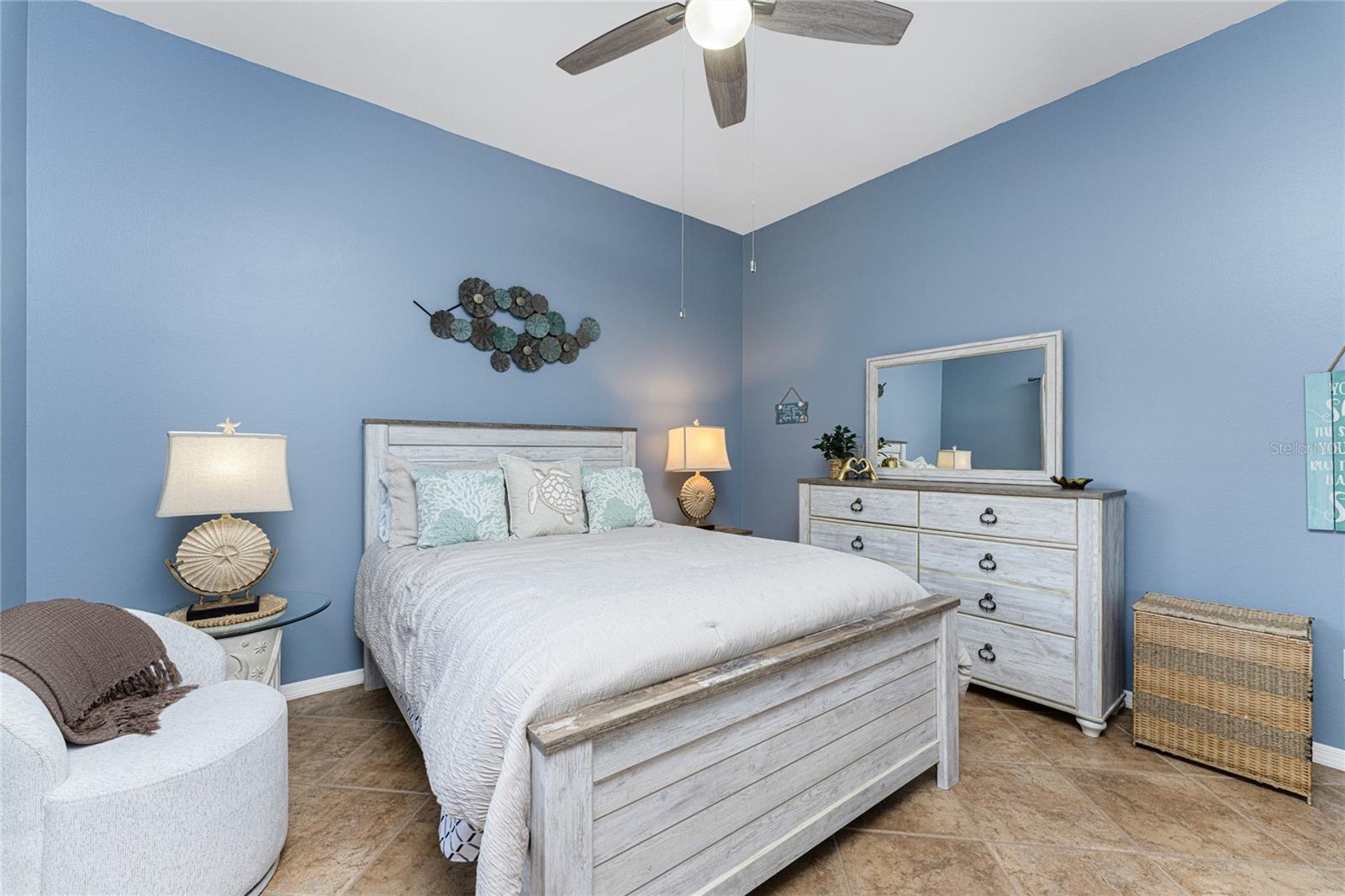 ENGLEWOOD ISLES SUB - Residential