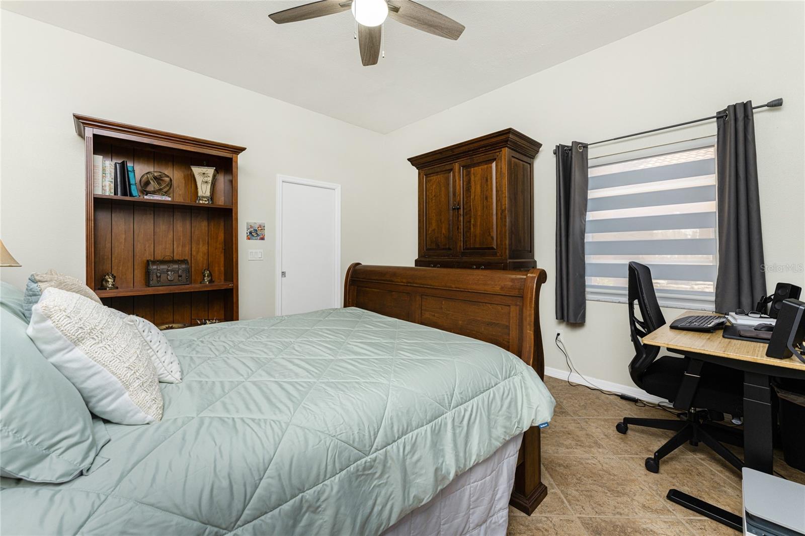 ENGLEWOOD ISLES SUB - Residential