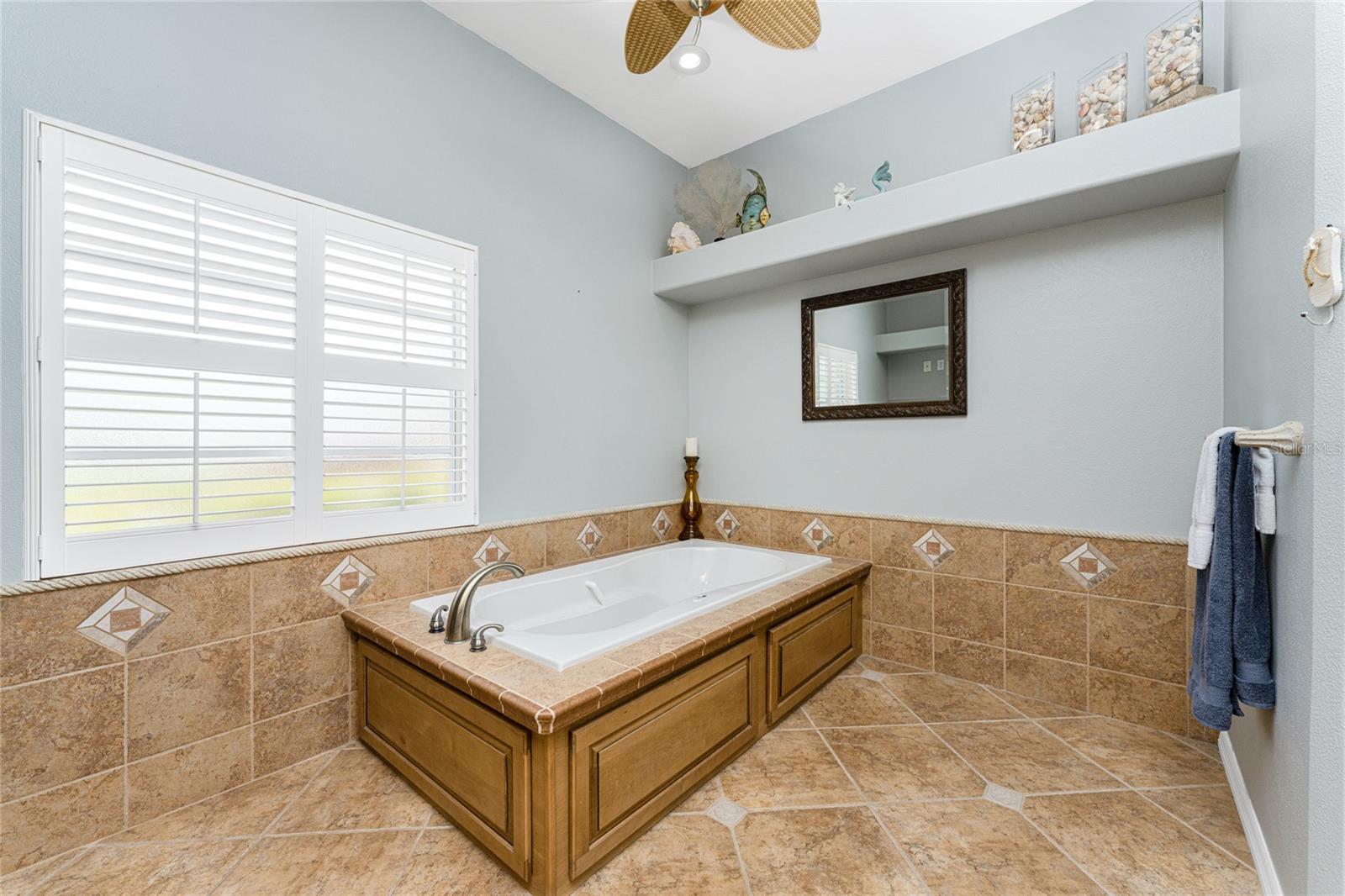 ENGLEWOOD ISLES SUB - Residential