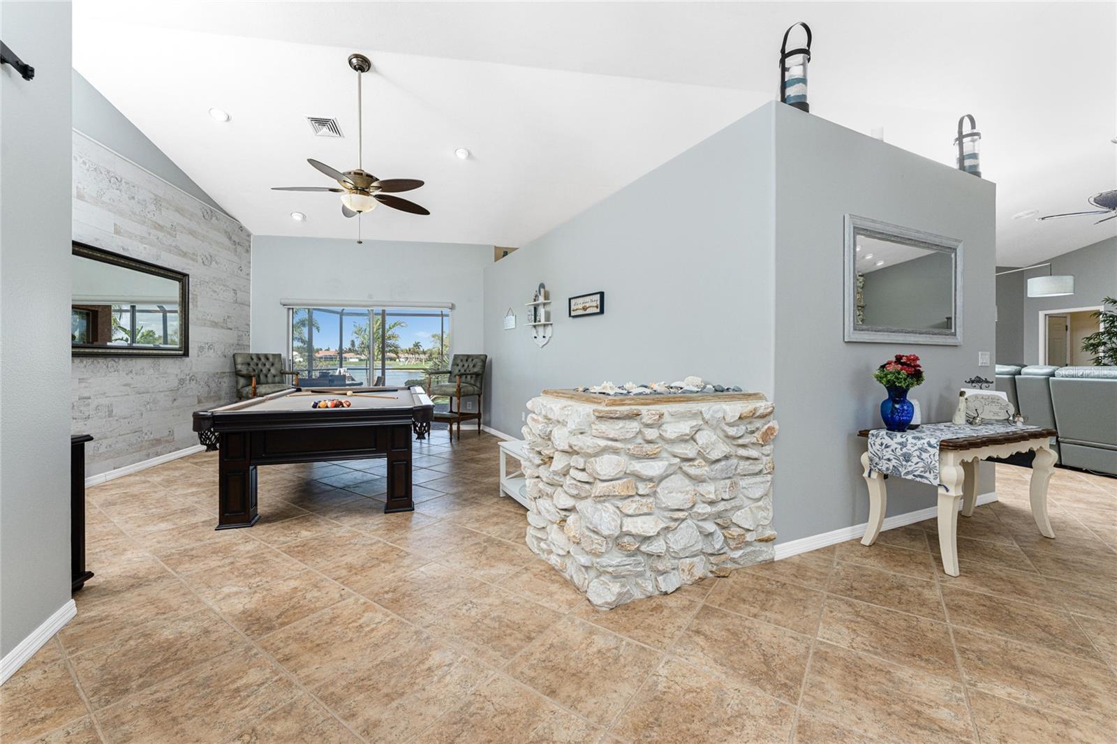 ENGLEWOOD ISLES SUB - Residential