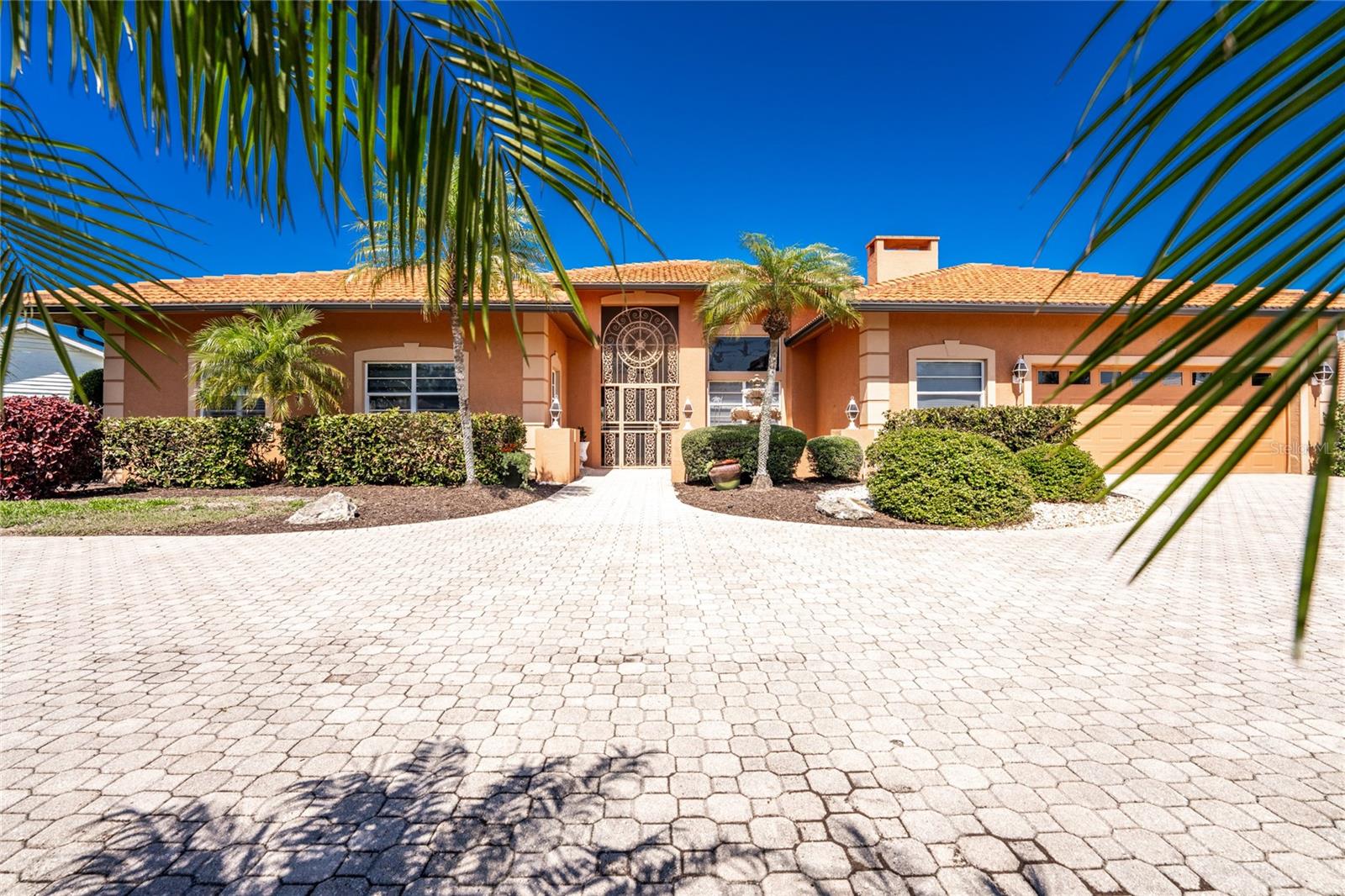 ENGLEWOOD ISLES SUB - Residential