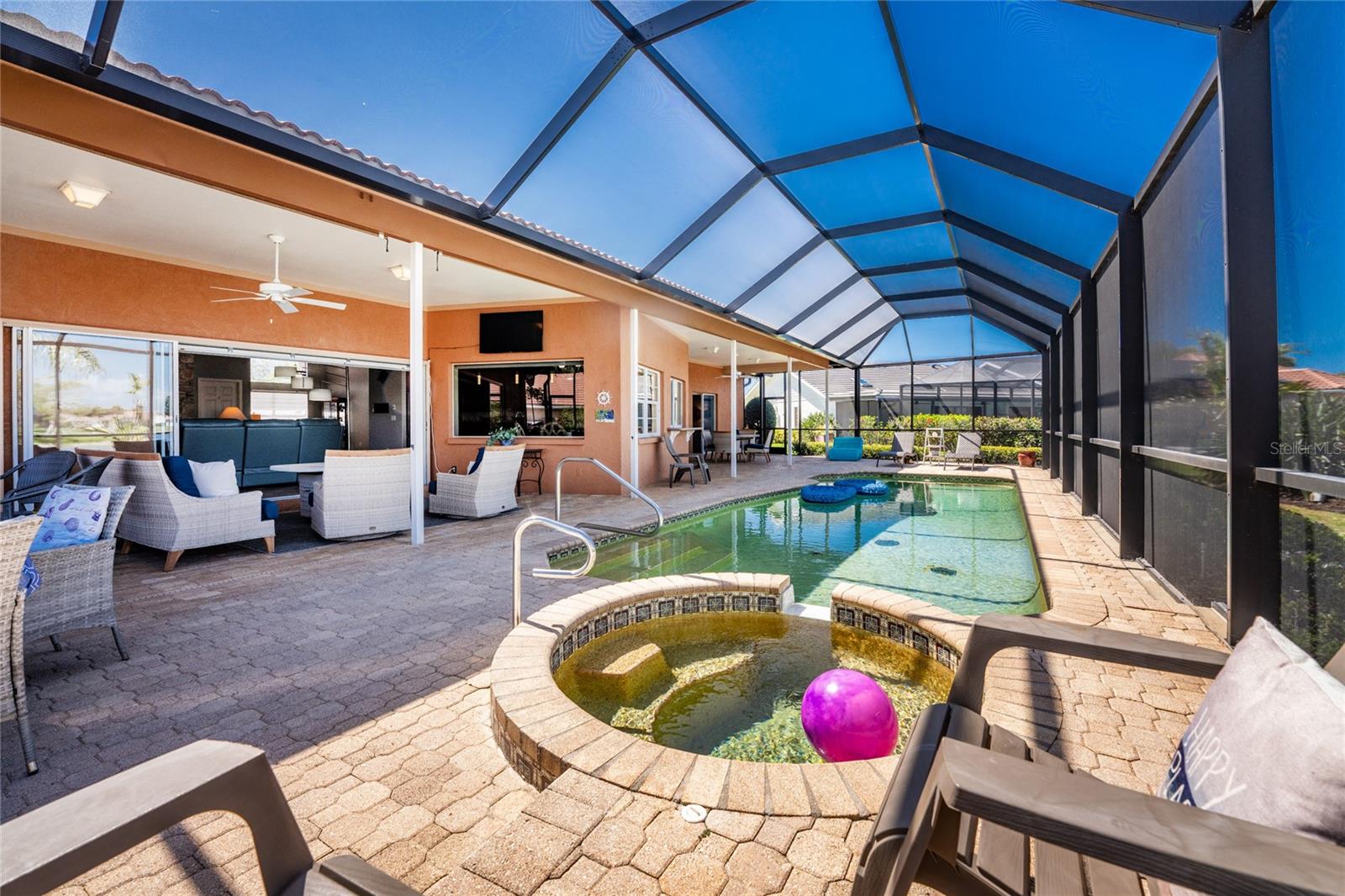 ENGLEWOOD ISLES SUB - Residential