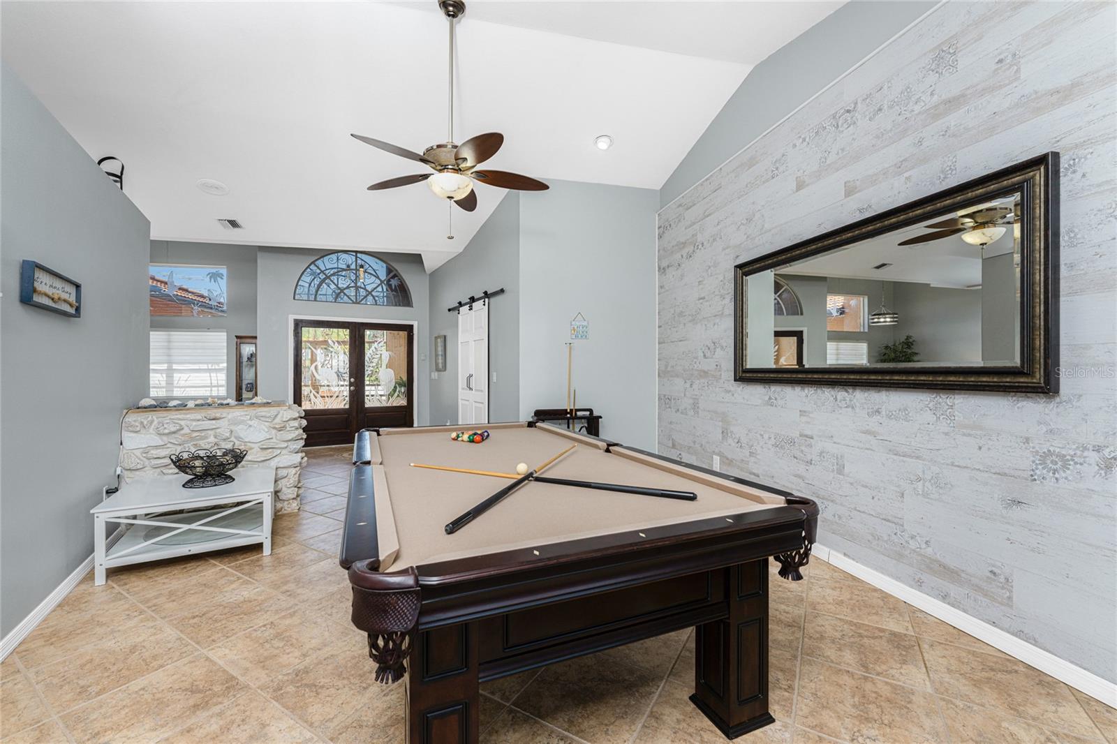 ENGLEWOOD ISLES SUB - Residential