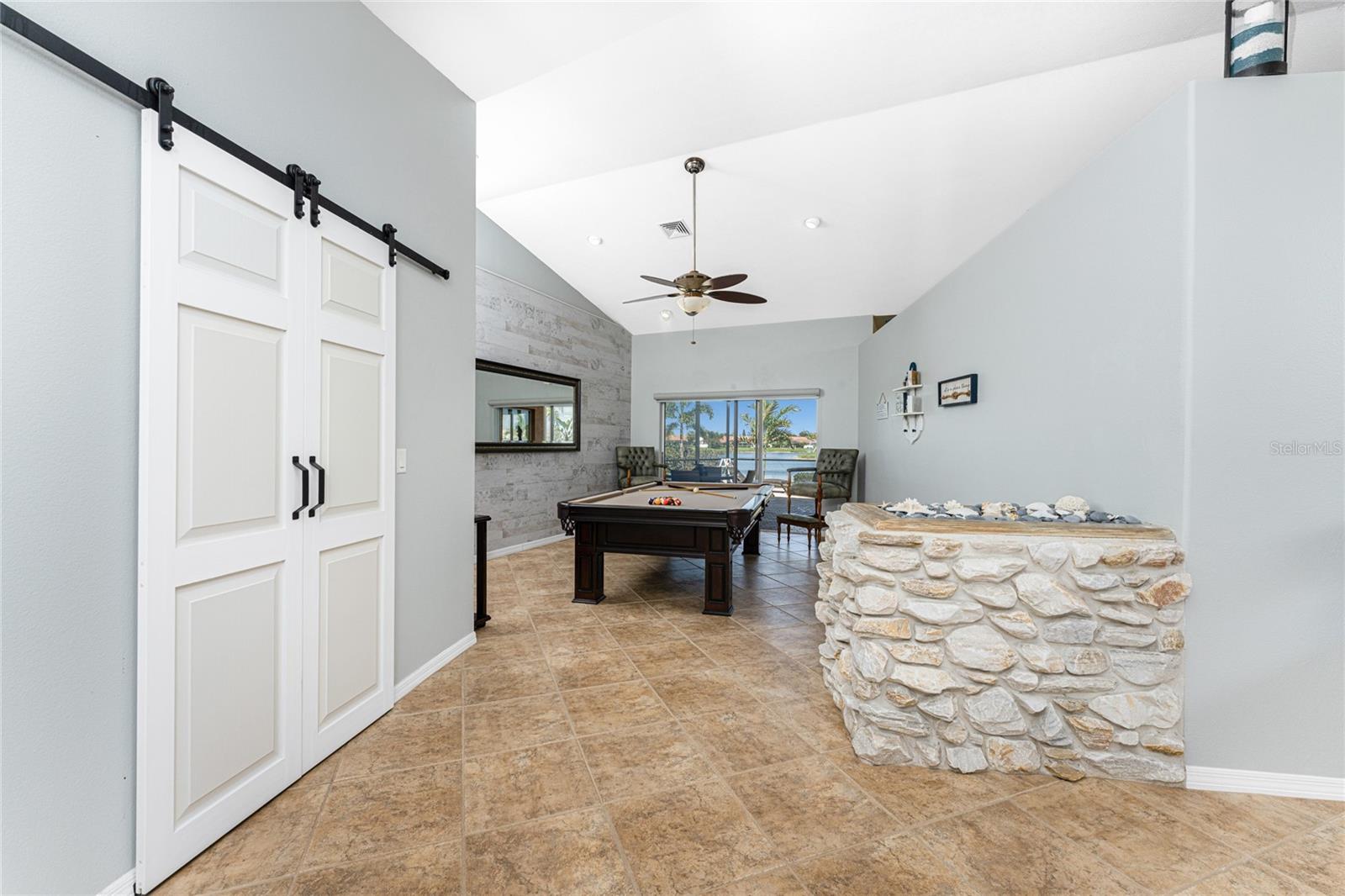 ENGLEWOOD ISLES SUB - Residential