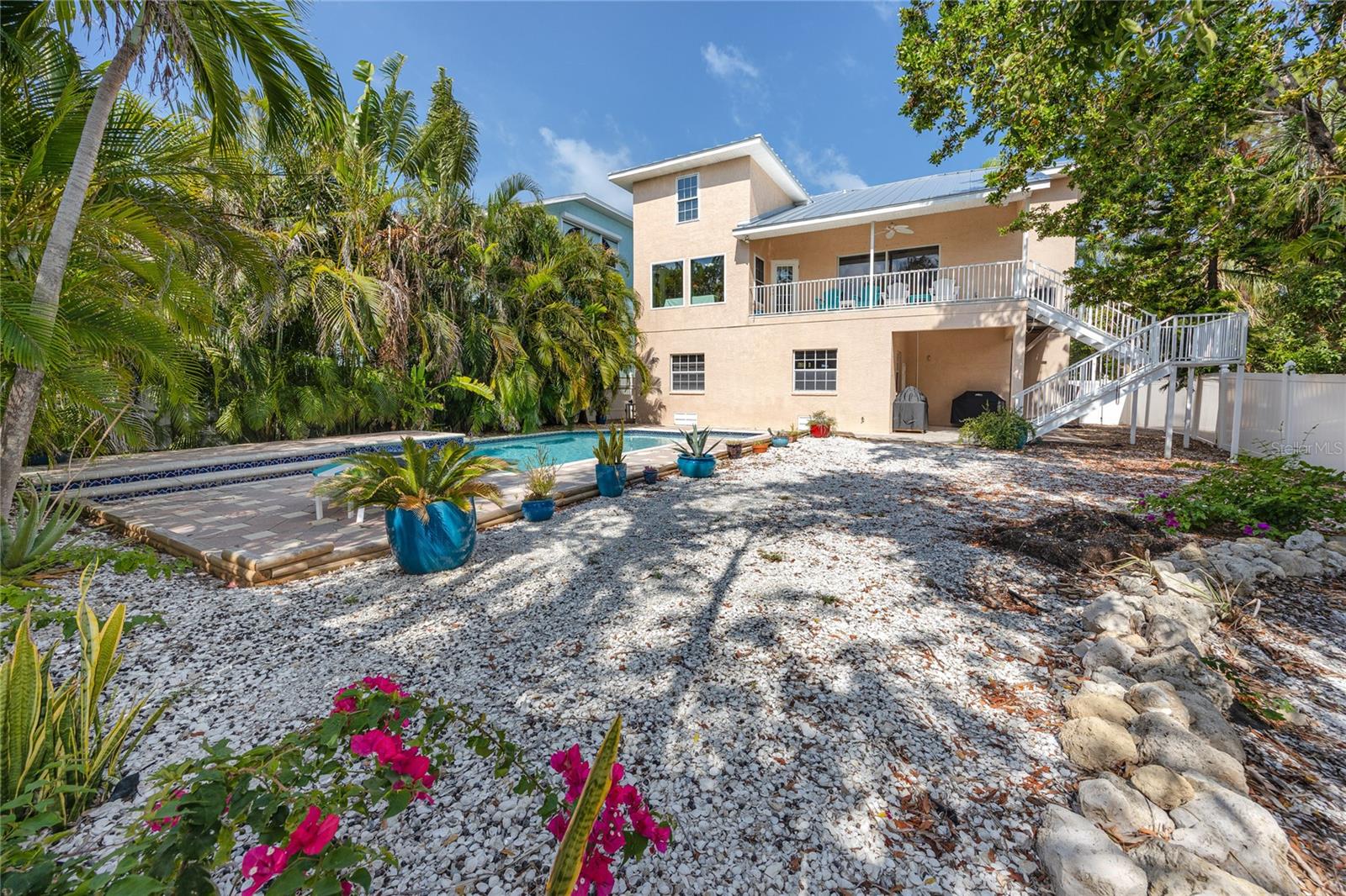 TIERRA VERDE UNIT 1 3RD REP - Residential