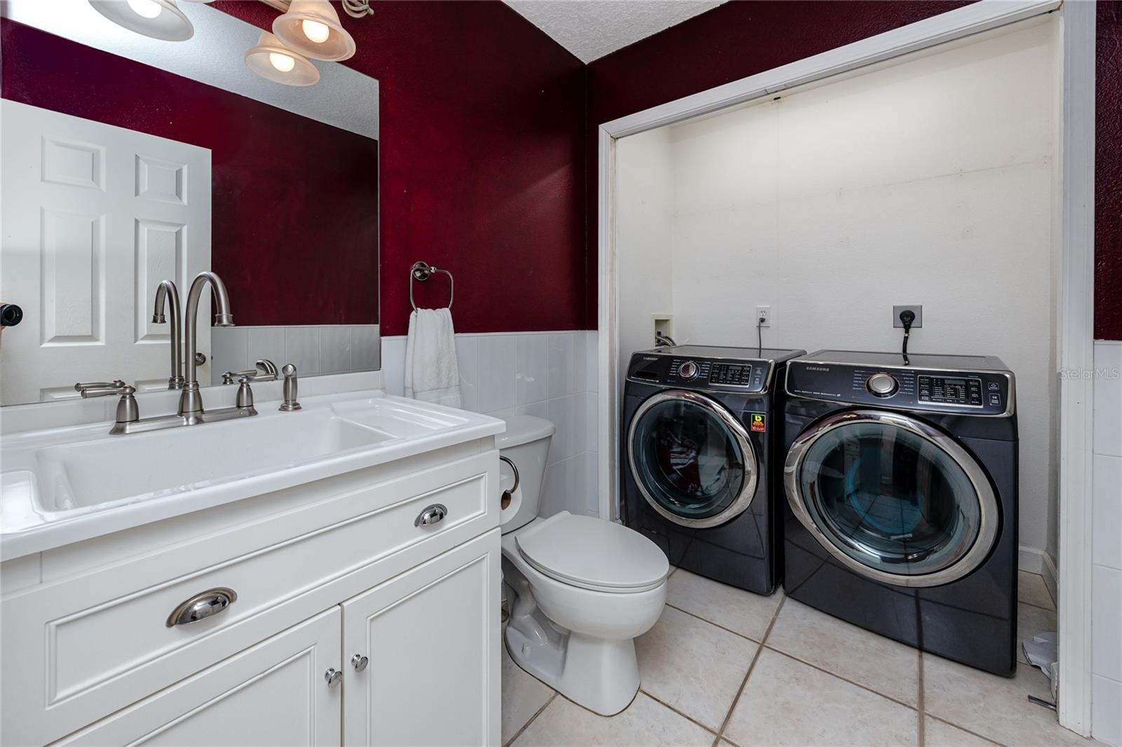 TIERRA VERDE UNIT 1 3RD REP - Residential