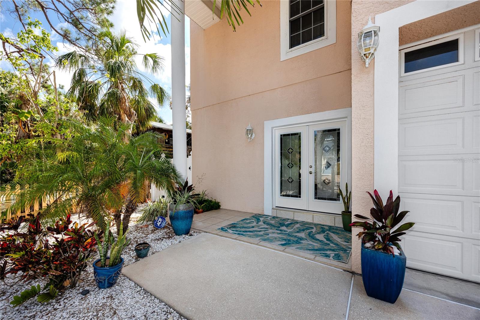 TIERRA VERDE UNIT 1 3RD REP - Residential