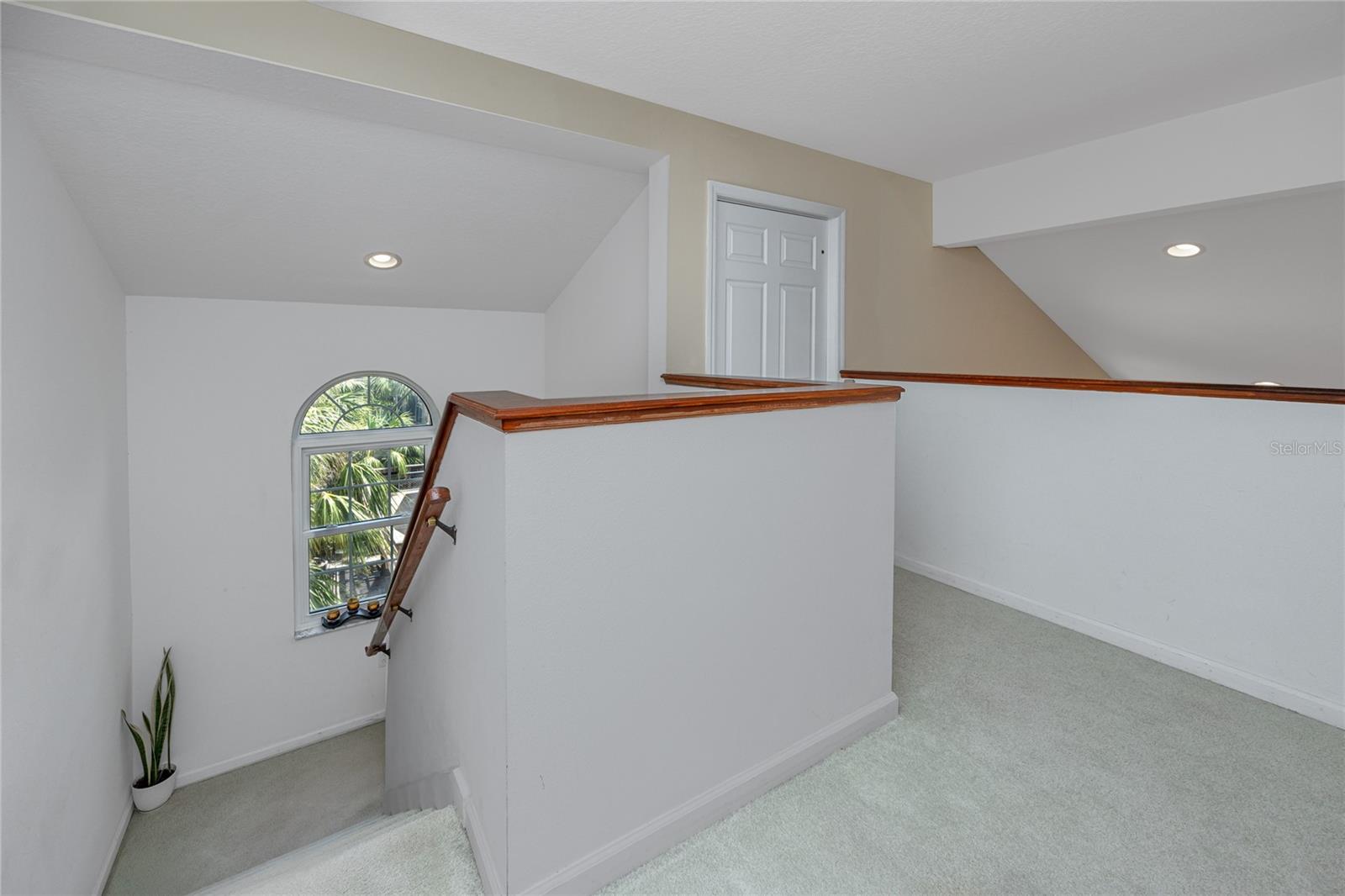 TIERRA VERDE UNIT 1 3RD REP - Residential