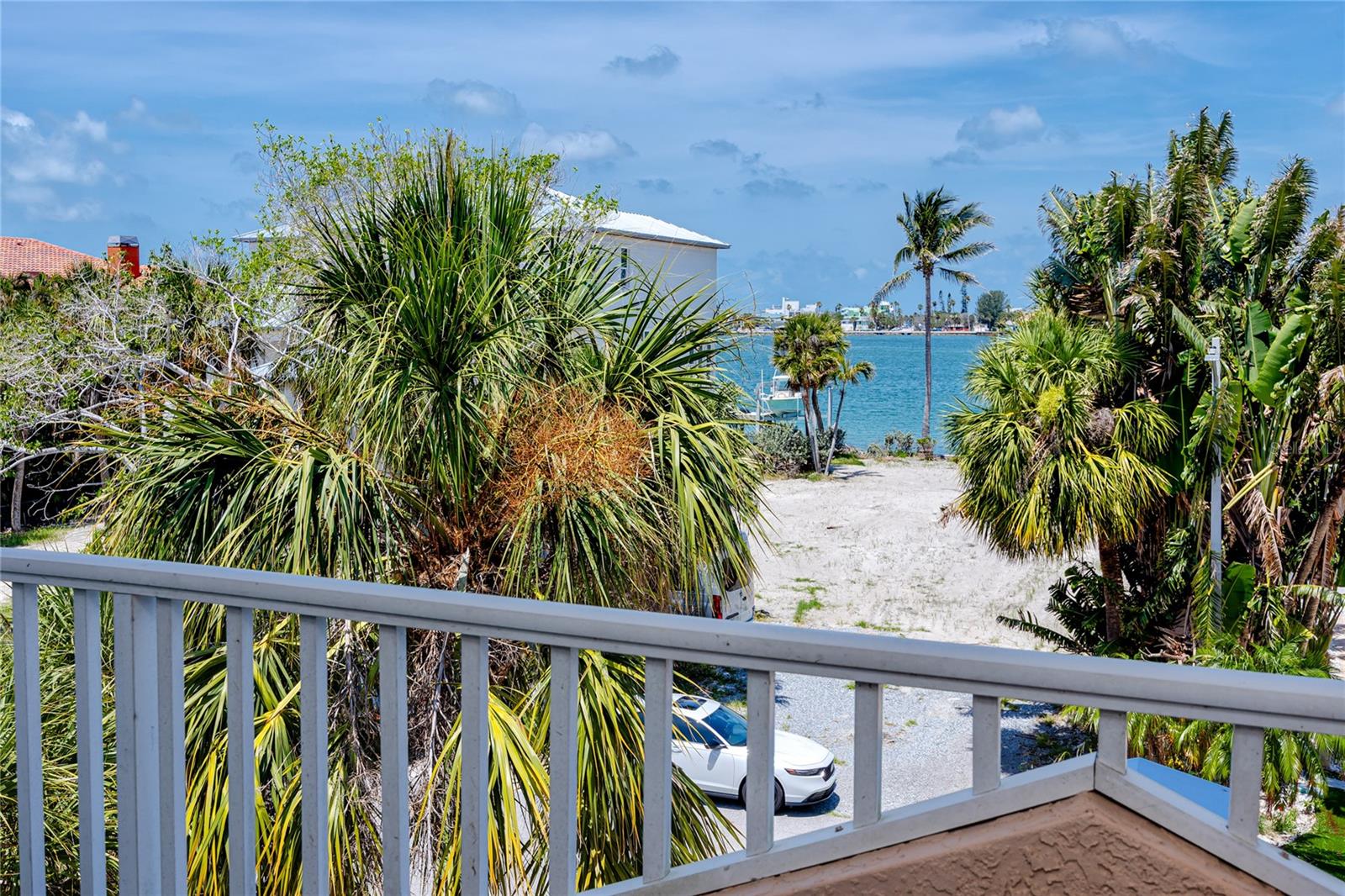 TIERRA VERDE UNIT 1 3RD REP - Residential