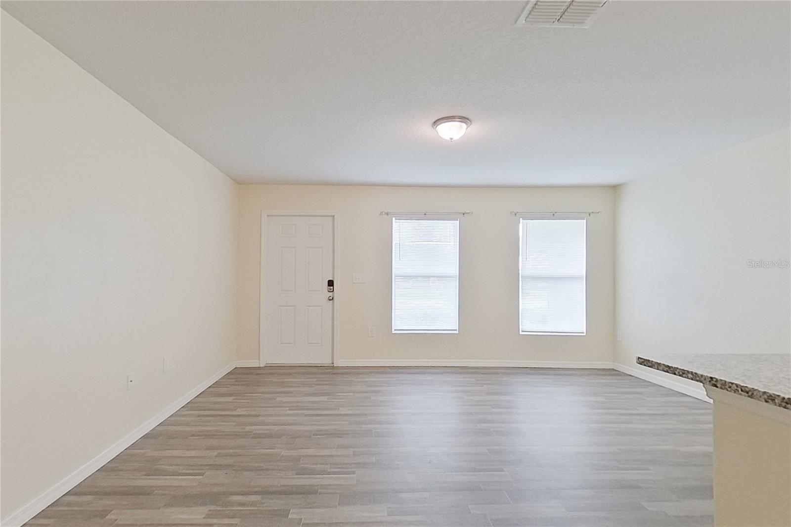 HILL N DALE - Residential Lease