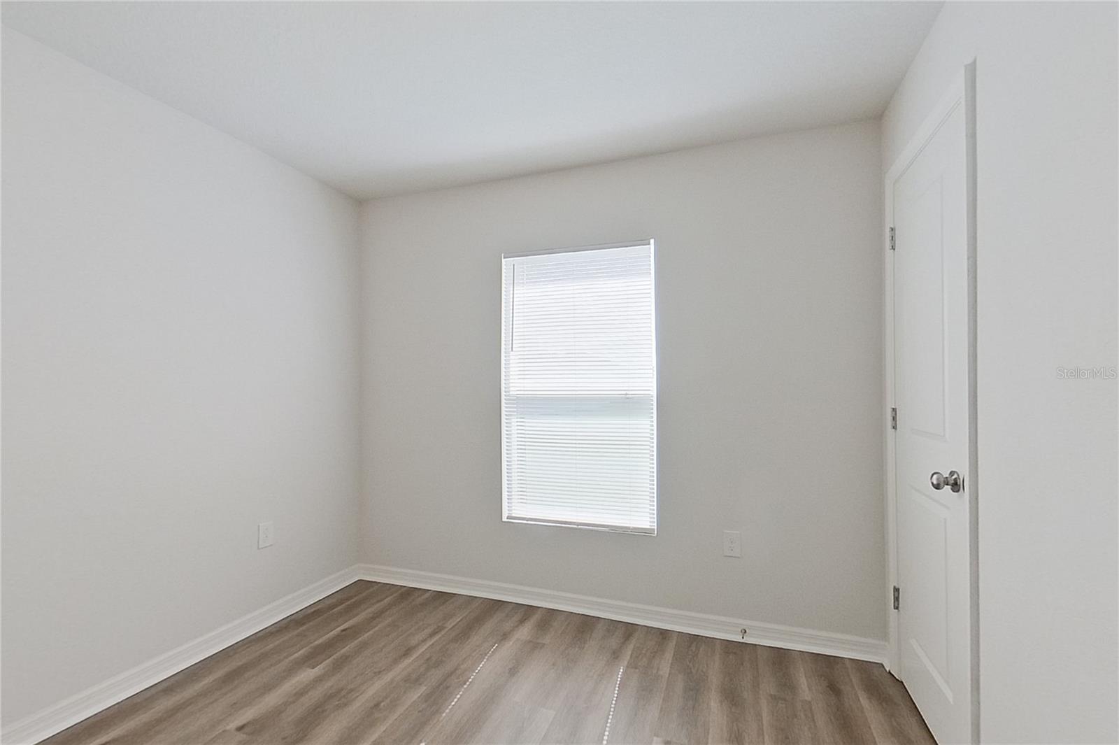 HILL N DALE - Residential Lease