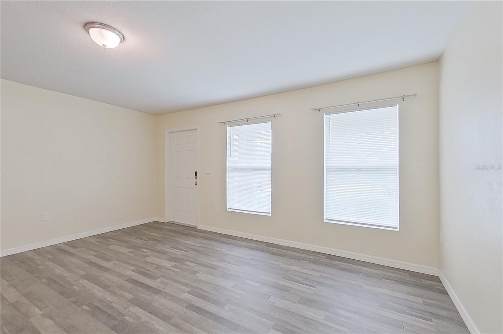 HILL N DALE - Residential Lease