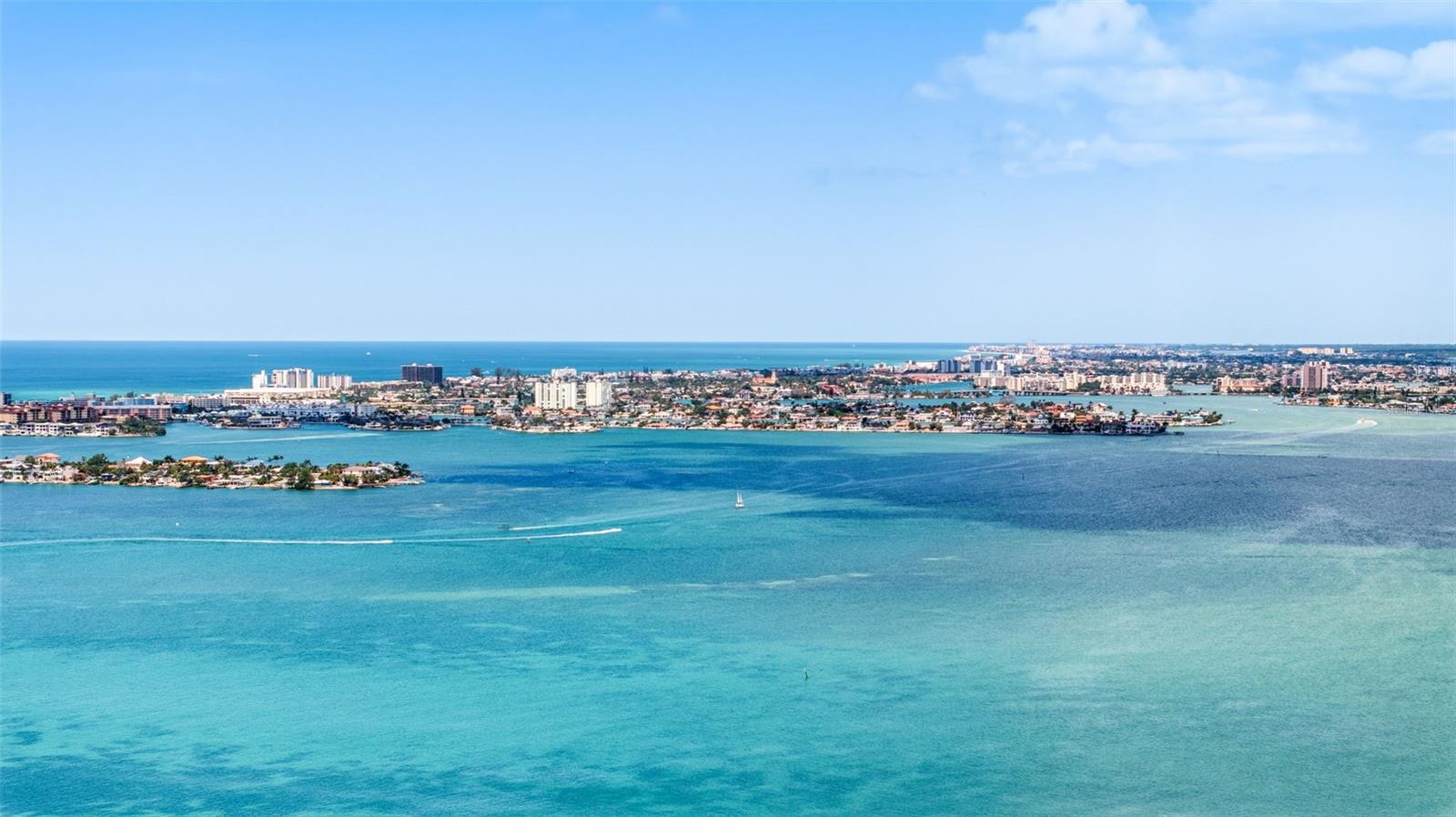 BAYWAY ISLES POINT BRITTANY FIVE - Residential