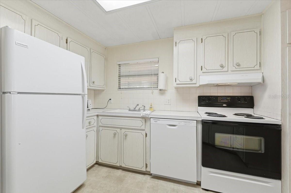 SUN-AIR COUNTRY CLUB - Residential