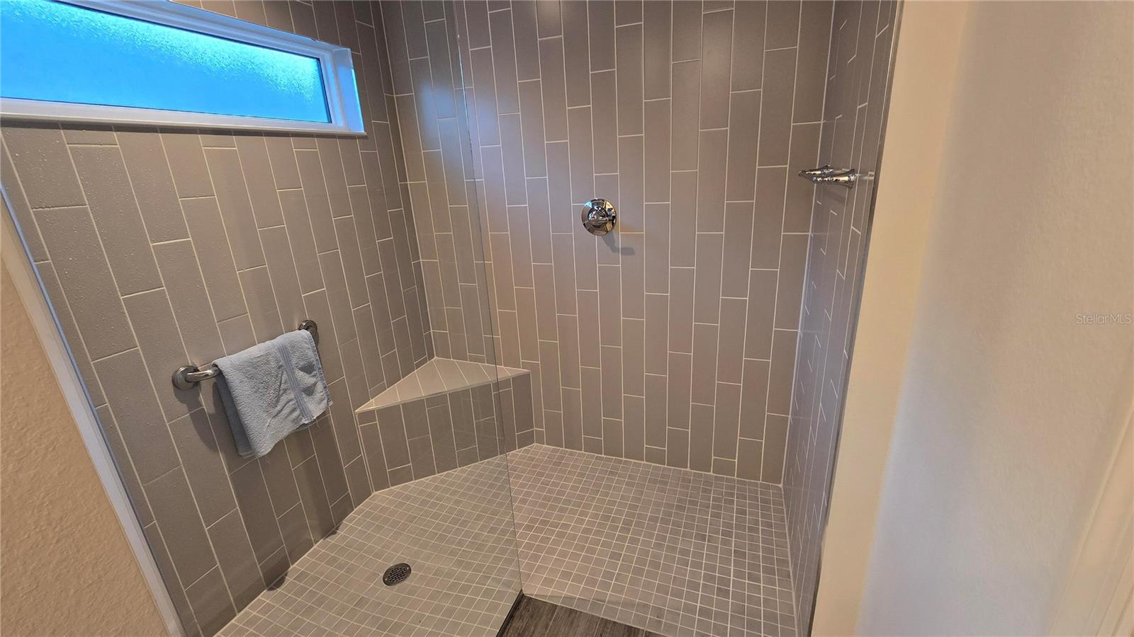 VILLAGES/SOUTHERN OAKS UN #65 - Residential