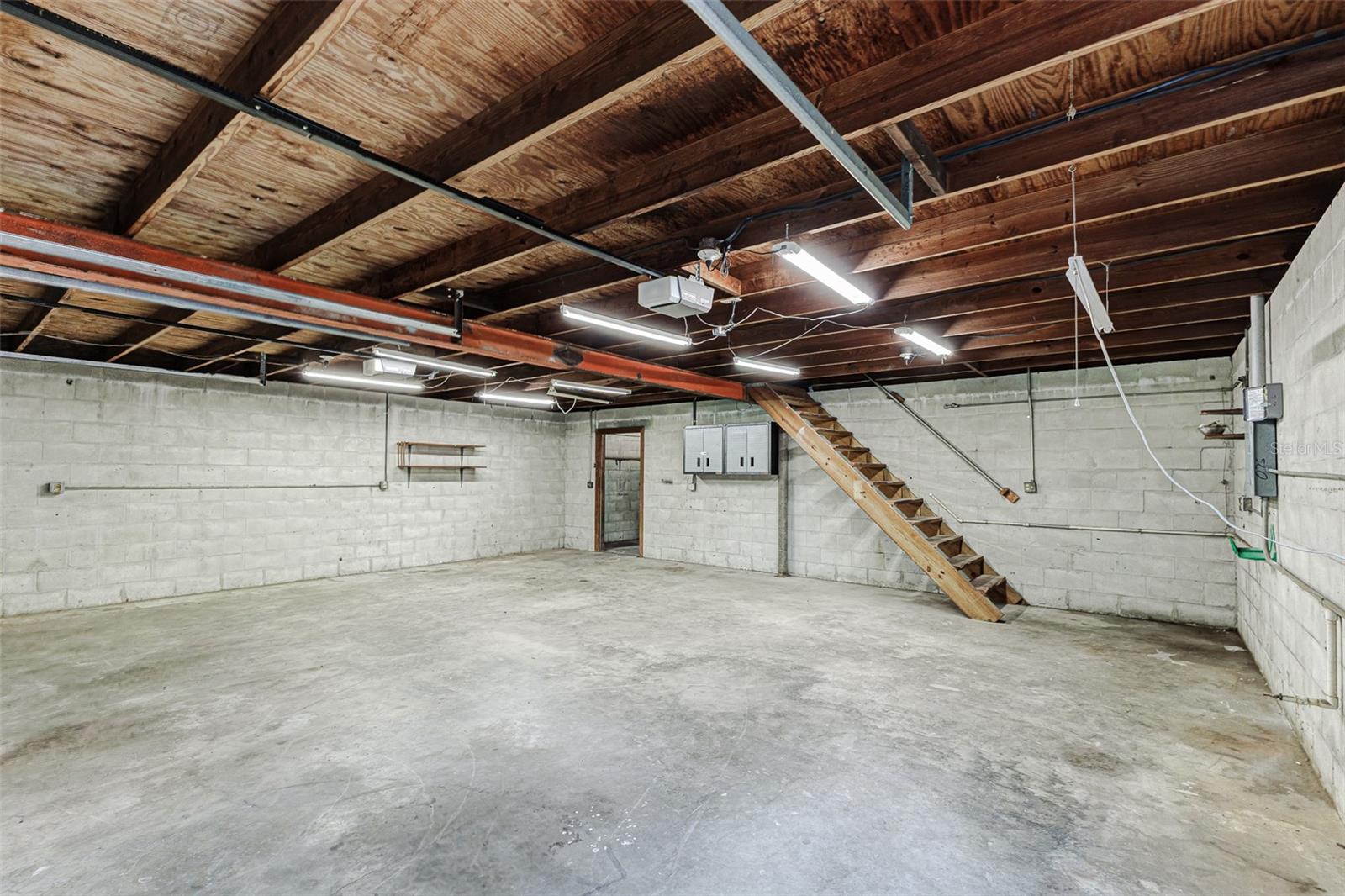 MEADOWOOD SUB - Residential