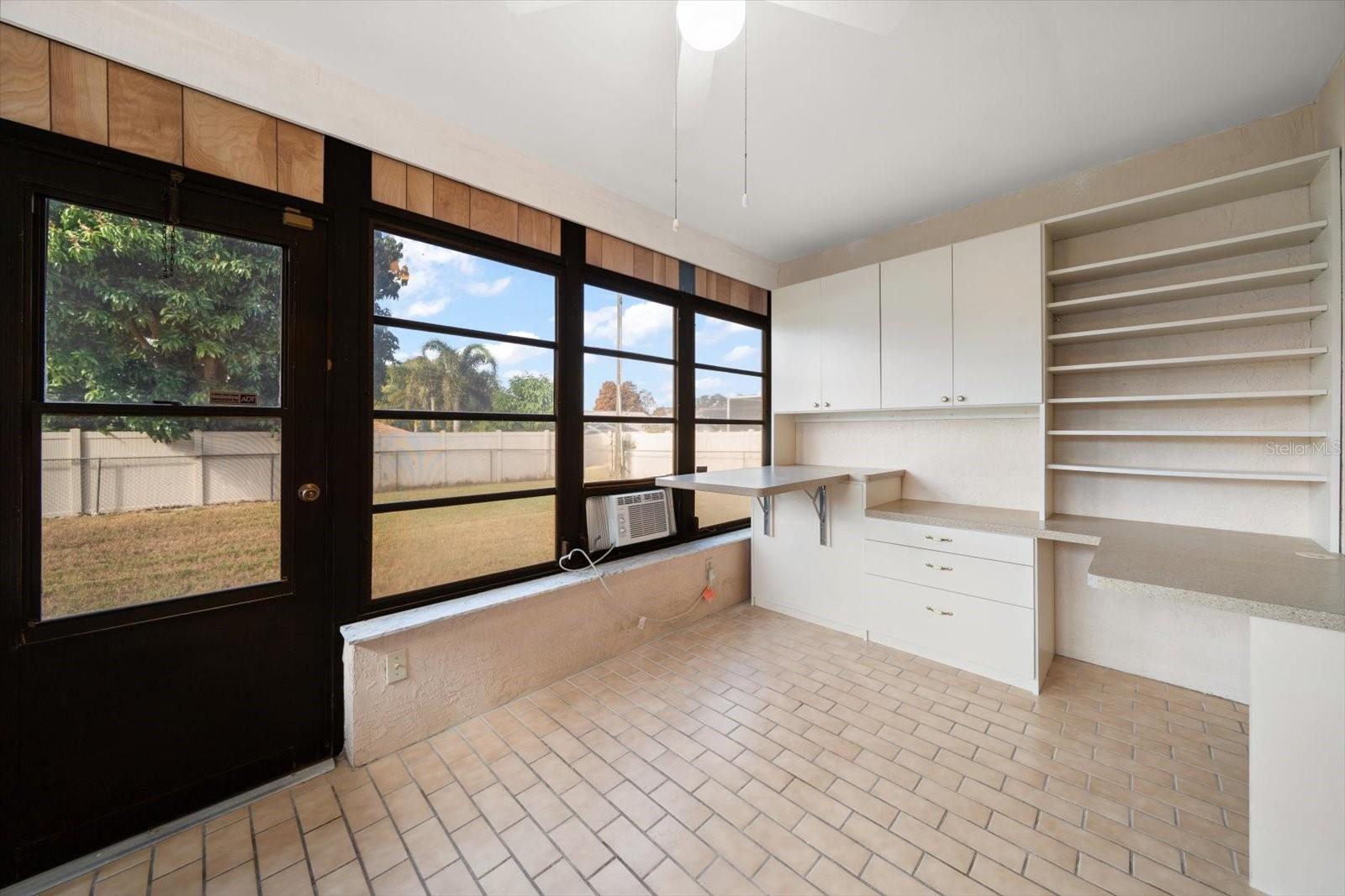 BARRINGTON HILLS - Residential