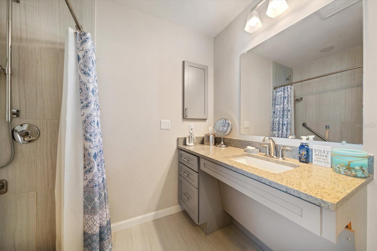 BARRINGTON HILLS - Residential