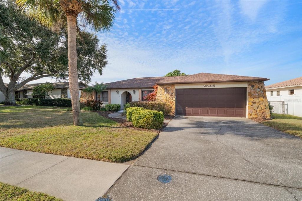 Photo of 2545 Colony Drive, Dunedin, FL 34698 (MLS # TB8460985)