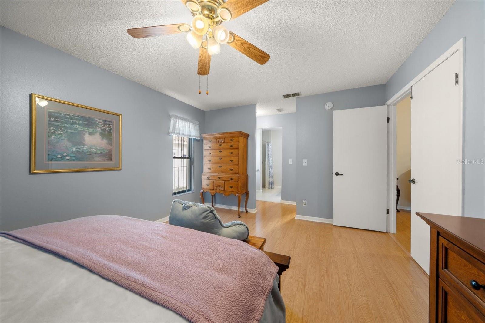 BARRINGTON HILLS - Residential