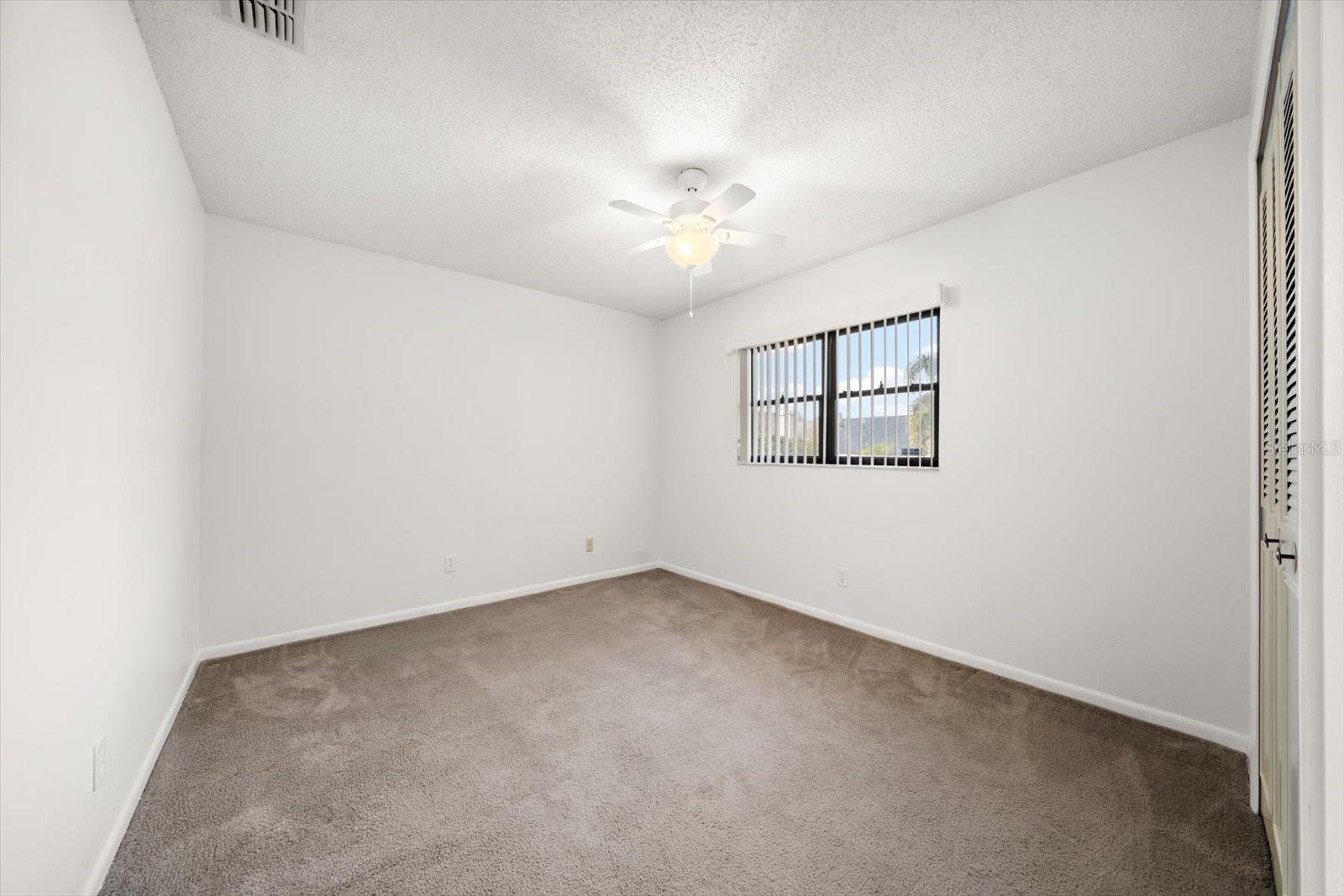 BARRINGTON HILLS - Residential