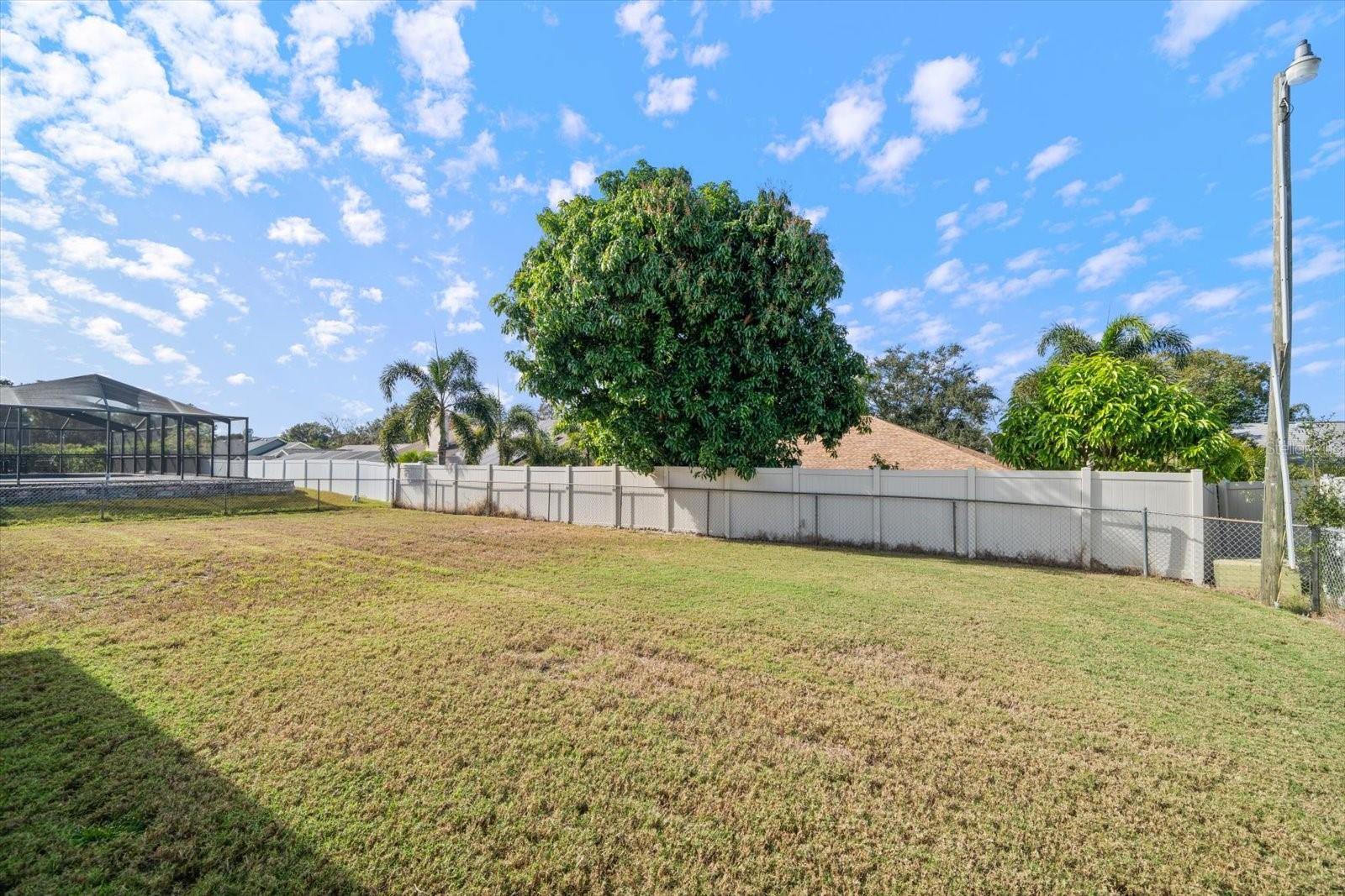 BARRINGTON HILLS - Residential