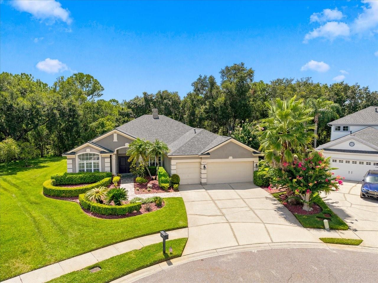 6121 CHENE COURT