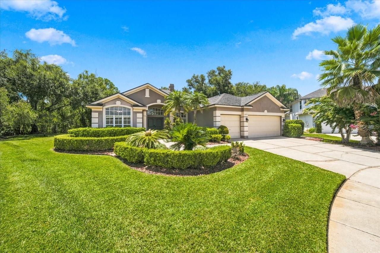 6121 CHENE COURT