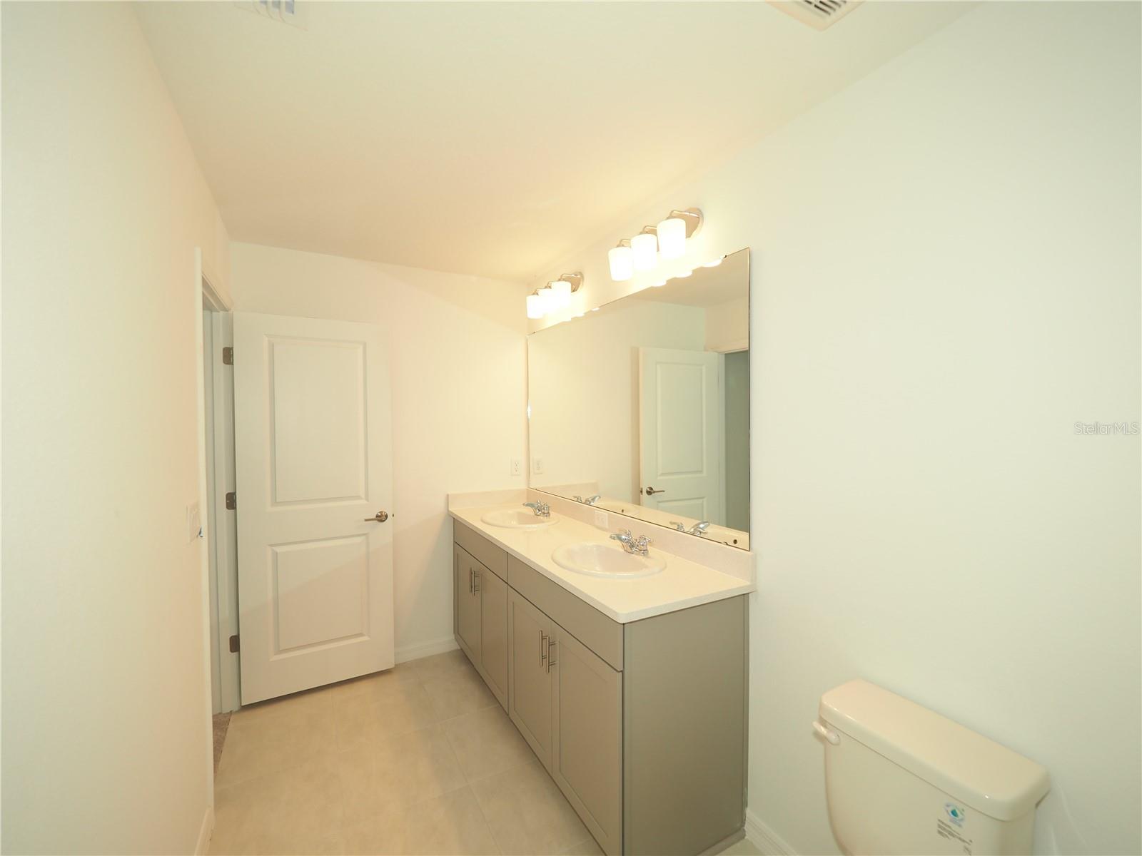 VINTERRA - Residential Lease