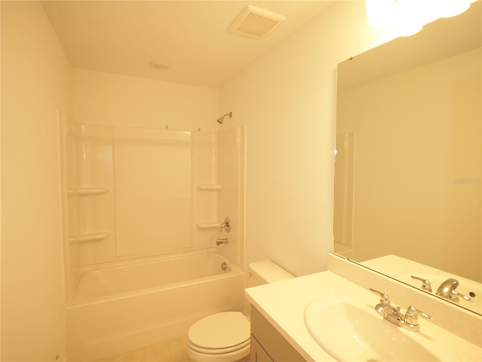 VINTERRA - Residential Lease