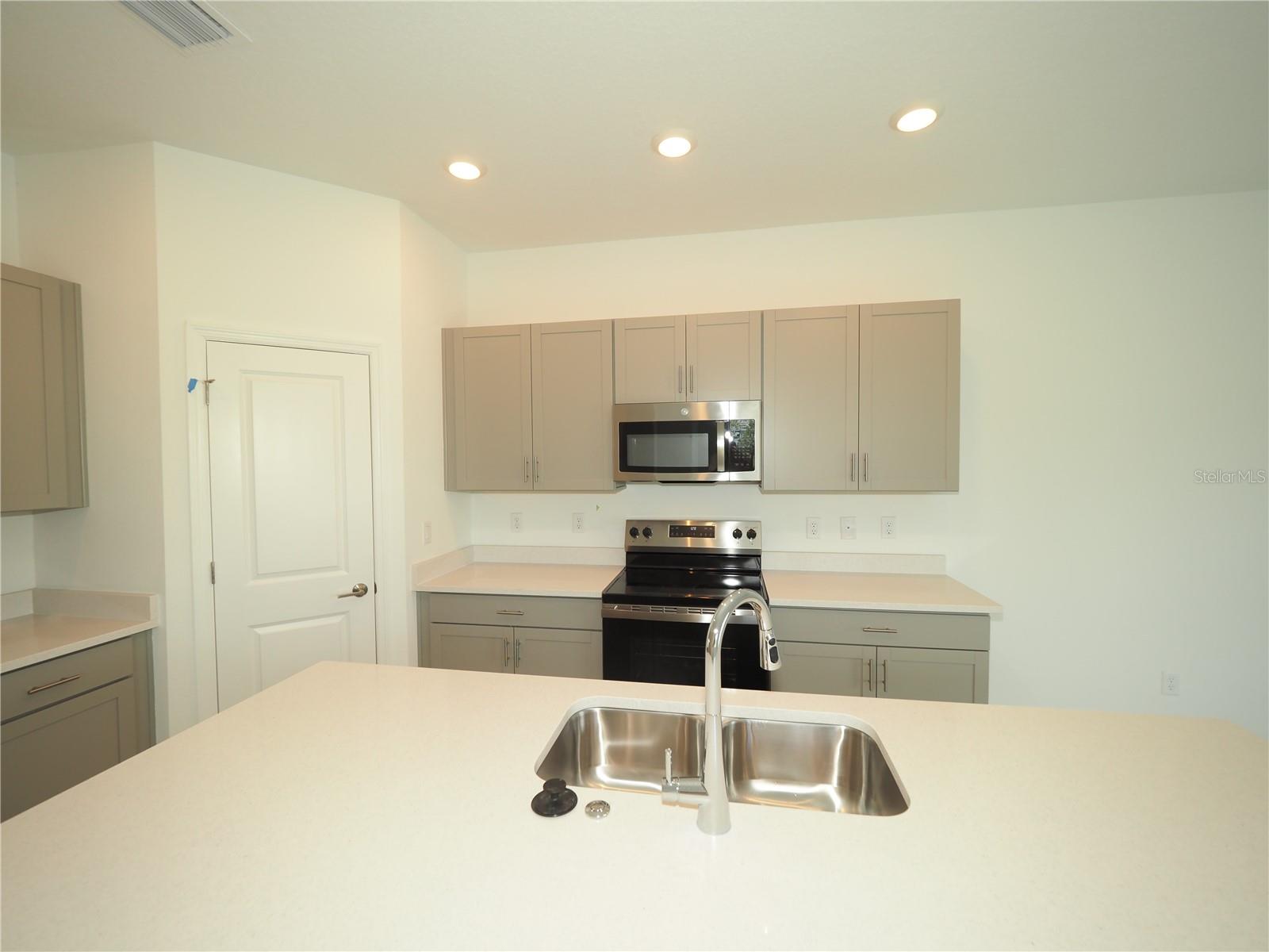 VINTERRA - Residential Lease