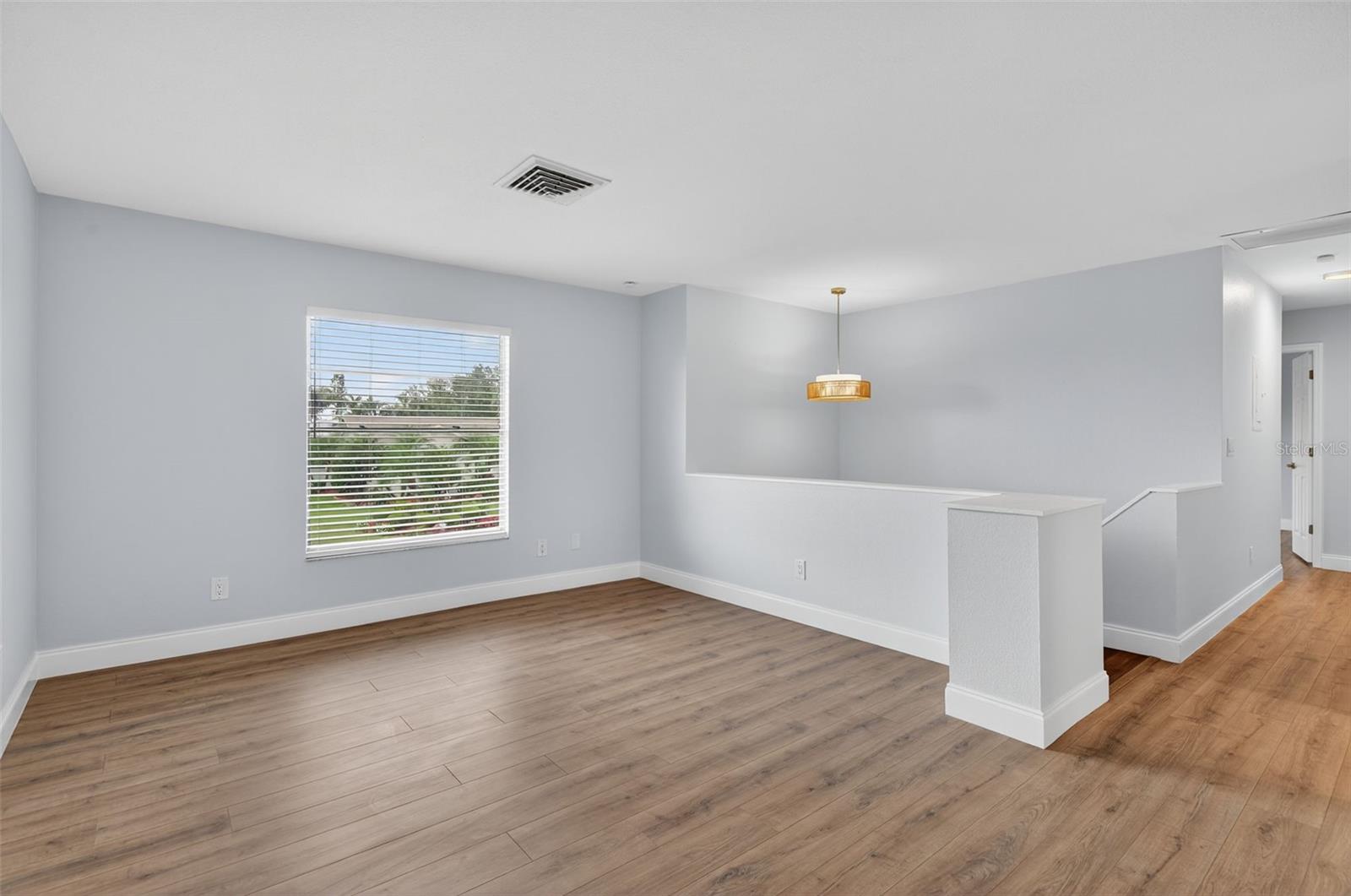 407 51ST STREET COURT W