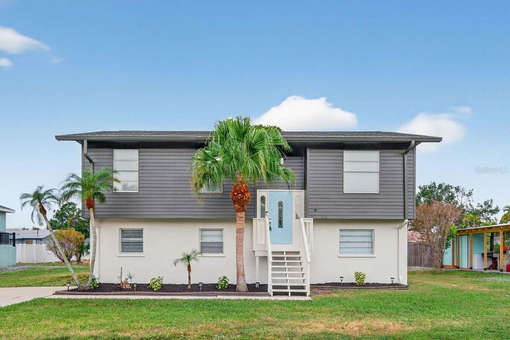 Photo of 407 51st Street Court W, Palmetto, FL 34221 (MLS # O6360758)