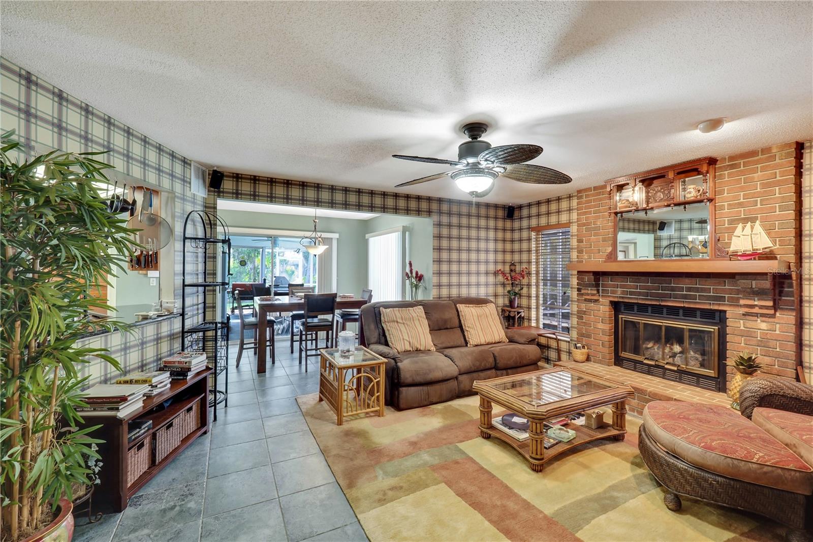 SORRENTO WOODS - Residential