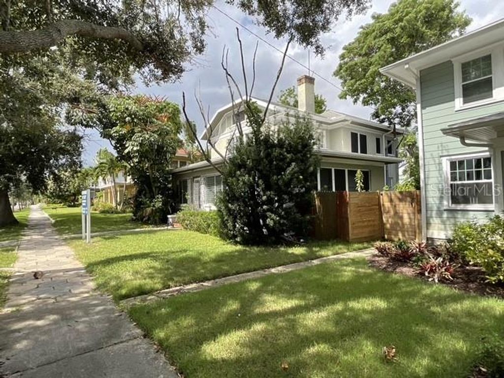Photo of 129 14th Avenue N, St Petersburg, FL 33701 (MLS # TB8433734)