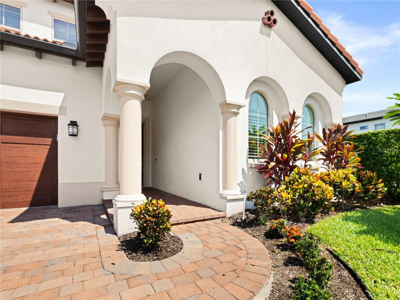 ROYAL CYPRESS PRESERVE - Residential