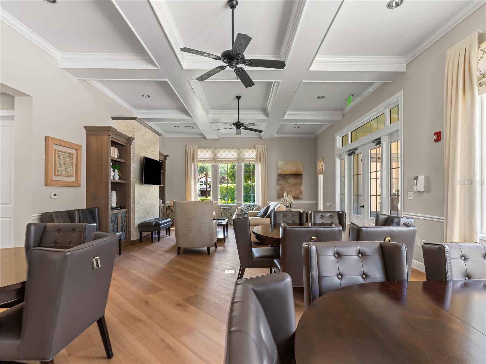 ROYAL CYPRESS PRESERVE - Residential