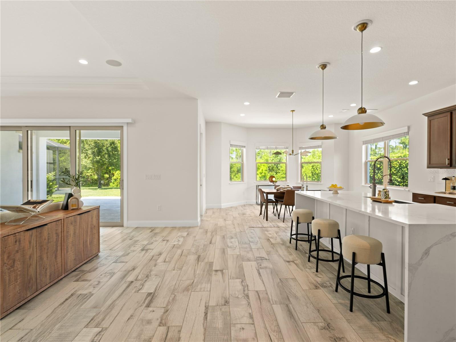 ROYAL CYPRESS PRESERVE - Residential