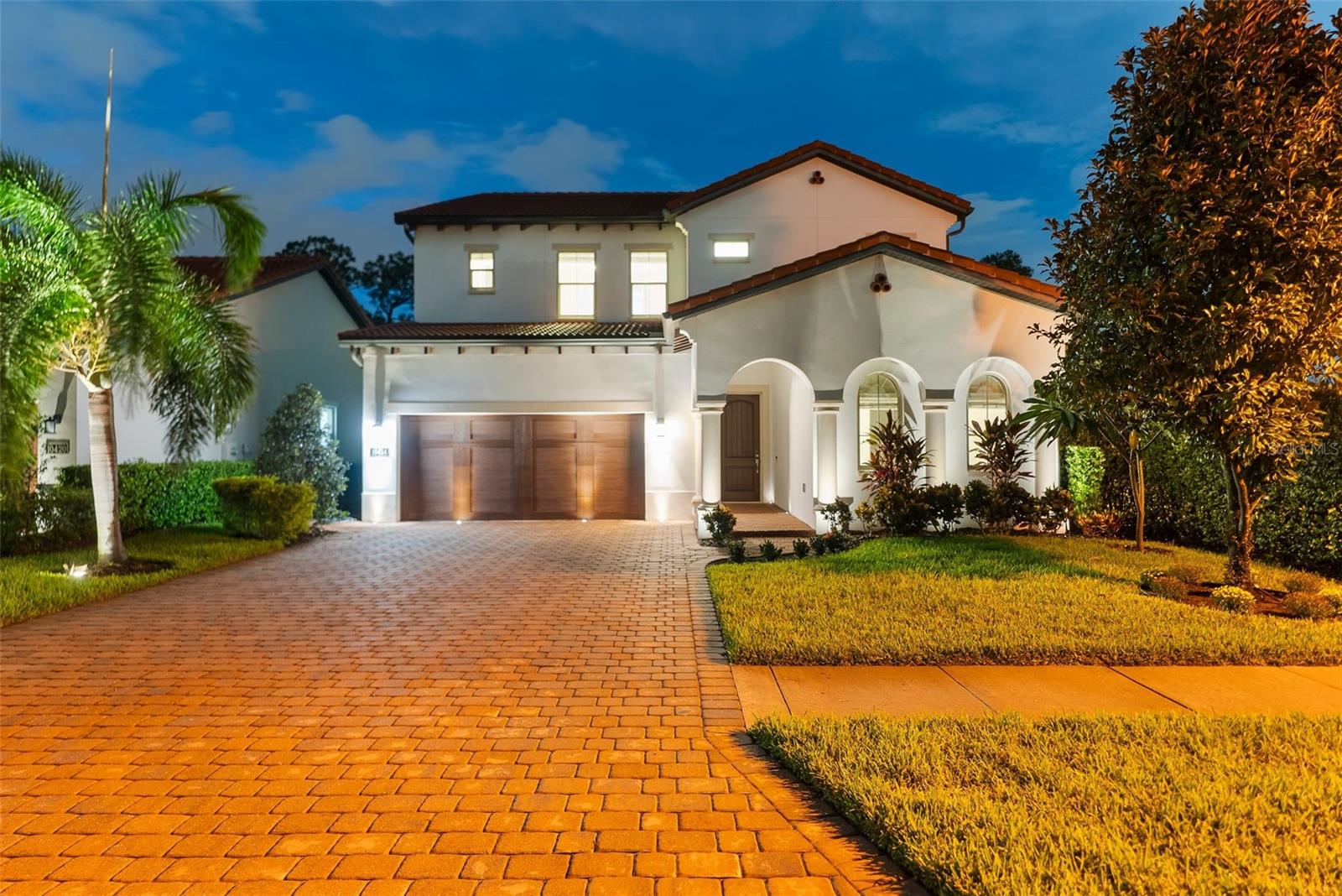 ROYAL CYPRESS PRESERVE - Residential