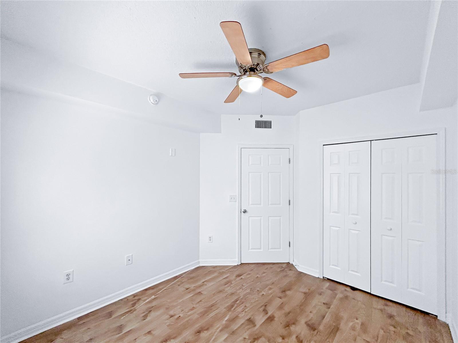 VILLAGES OF BLOOMINGDALE CONDO - Residential