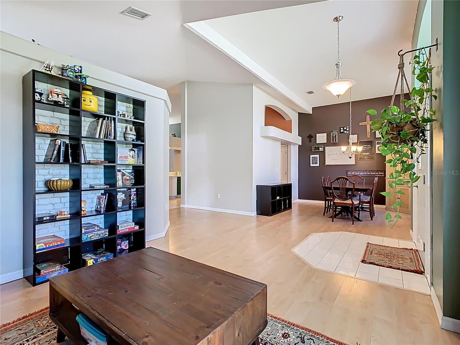 OVERLOOK ESTATES - Residential